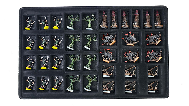collector's edition war of the ring trays